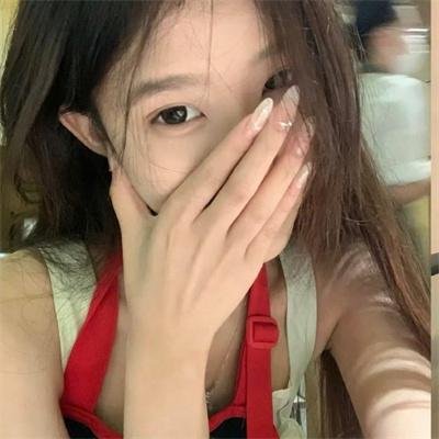 俏皮女学生